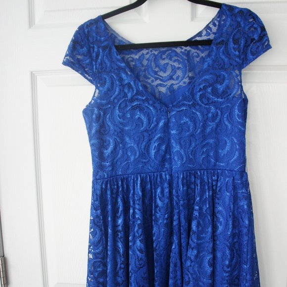 Marina Bright Blue Lace Dress Size 8 with belt - Picture 8 of 16